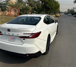 تۆیۆتا کامری